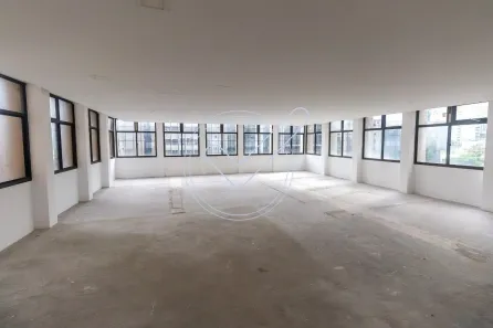 Sala Comercial à venda, 230m² no Vila Olímpia, São Paulo