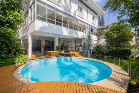 Casa com 4 Quartos à venda, 550m² no Jardim Guedala, São Paulo