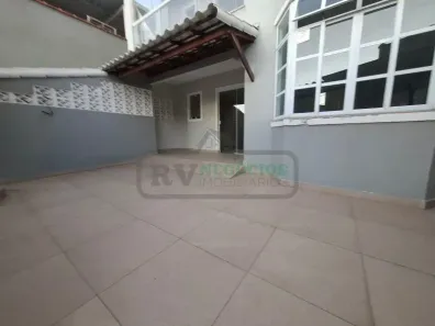 Casa com 3 Quartos para alugar, 90m² no Santa Maria, Juiz de Fora