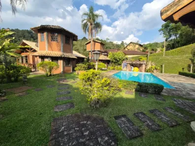 Casa de Condomínio com 3 Quartos à venda, 280m² no Caraguatá, Mairiporã