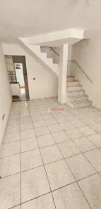 Casa de Condomínio com 2 Quartos à venda, 88m² no Jardim Adriana, Guarulhos