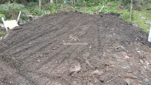 Lote/Terreno à venda, 180m² no Barra do Saí, Itapoá