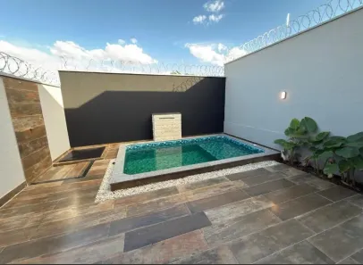 Casa com 3 Quartos à venda, 122m² no Parque das Flores, Goiânia