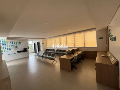 Ponto Comercial para alugar, 220m² no Osvaldo Rezende, Uberlândia