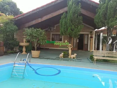 Casa com 3 Quartos à venda, 210m² no Centro, Lorena