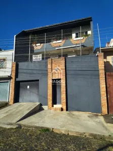 Sobrado com 3 Quartos à venda, 200m² no Centro, Ponta Grossa