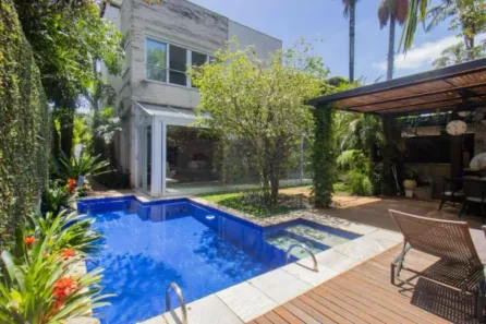 Casa de Condomínio com 3 Quartos à venda, 600m² no Granja Julieta, São Paulo