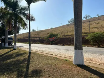 Lote/Terreno à venda, 30000m² no Anna Florência, Ponte Nova
