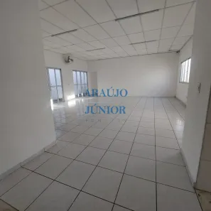 Imóvel Comercial para alugar, 210m² no Vila Medon, Americana