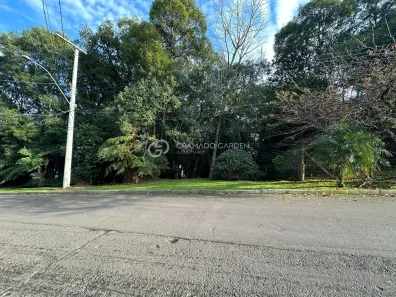 Lote/Terreno à venda, 637m² no Floresta, Gramado