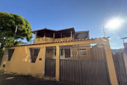 Casa com 3 Quartos à venda, 250m² no Encosta do Sol, Juiz de Fora