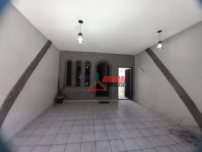 Sobrado com 3 Quartos à venda, 150m² no Jardim Triana, São Paulo