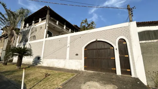 Casa com 3 Quartos à venda, 4500m² no Taquara, Rio de Janeiro