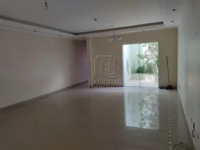 Sobrado com 3 Quartos à venda, 250m² no Vila Assunção, Santo André