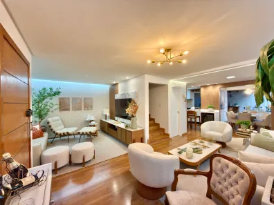 Sobrado com 3 Quartos à venda, 238m² no Jardim Planalto, Goiânia