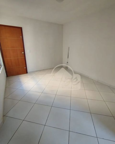 Apartamento com 2 quartos — Santa Terezinha, Belo Horizonte