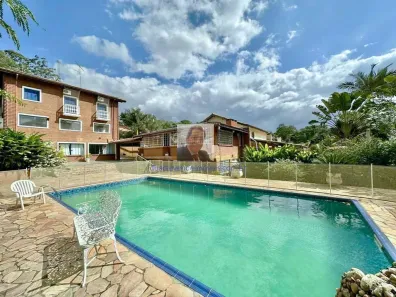 Casa com 5 Quartos para alugar, 650m² no Parque Dom Henrique, Cotia