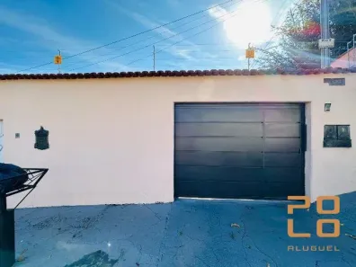Casa com 3 Quartos para alugar, 110m² no Vila Santa Isabel, Goiânia