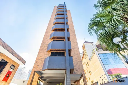 Apartamento com 3 Quartos para alugar, 140m² no Batel, Curitiba