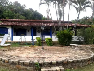 Fazenda/Sítio com 3 Quartos à venda, 250m² no Bom Destino, Santa Luzia