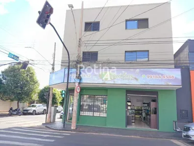 Apartamento com 2 Quartos para alugar, 85m² no Nossa Senhora Aparecida, Uberlândia