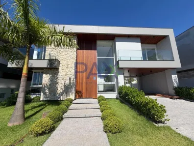 Casa de Condomínio com 3 Quartos à venda, 263m² no Pedra Branca, Palhoça