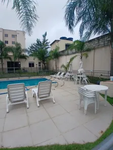 Apartamento com 2 Quartos para alugar, 46m² no Santa Cruz, Rio de Janeiro