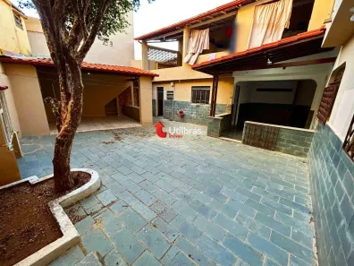 Casa com 4 Quartos para alugar, 120m² no Horto Florestal, Belo Horizonte