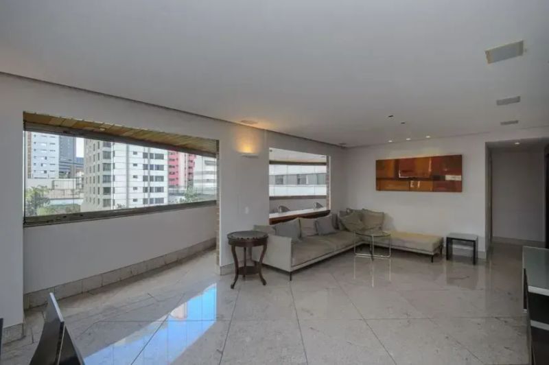 Apartamento com 4 quartos — Lourdes, Belo Horizonte