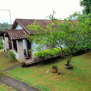 Fazenda/Sítio com 3 Quartos à venda, 10m² no Jardim Castelano, Biritiba Mirim