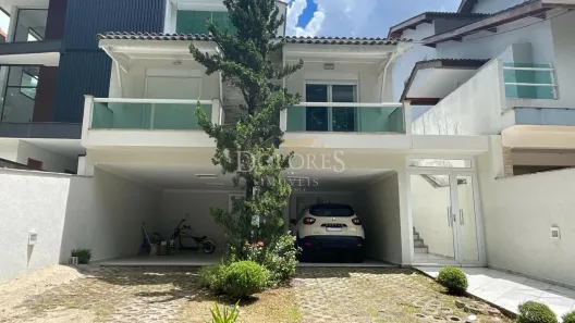 Casa de Condomínio com 3 Quartos para alugar, 280m² no Parque Residencial Itapeti, Mogi das Cruzes