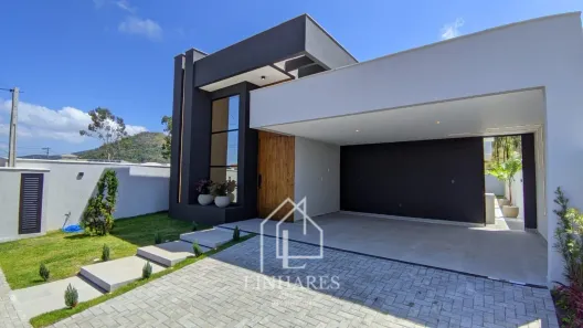 Casa de Condomínio com 3 Quartos à venda, 360m² no Cajueiros (Itaipuaçu), Maricá
