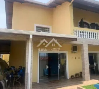 Sobrado com 3 Quartos à venda, 274m² no Estância Balneária Maria Helena Novaes, Peruíbe