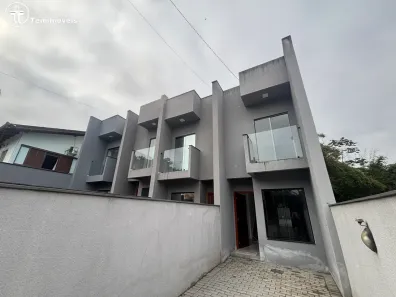 Casa com 2 Quartos à venda, 87m² no Bom Retiro, Joinville