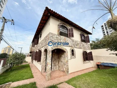 Casa com 5 Quartos à venda, 265m² no Barreiros, São José