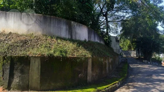 Lote/Terreno à venda, 423m² no Itaipu, Niterói
