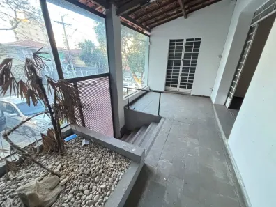 Imóvel Comercial com 3 Quartos para alugar, 180m² no Barro Preto, Belo Horizonte