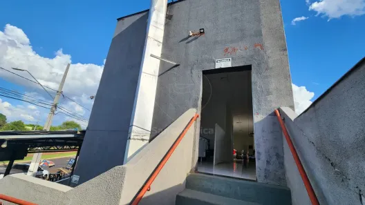 Sala Comercial para alugar, 170m² no Aquilles Sthengel, Londrina