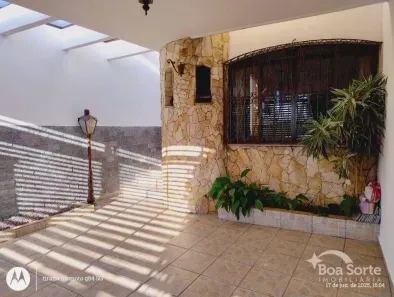 Imóvel Comercial com 3 Quartos para alugar, 200m² no Cidade Mãe do Céu, São Paulo