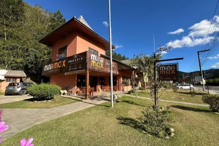 Ponto Comercial para alugar, 60m² no Green Valleiy, Teresópolis