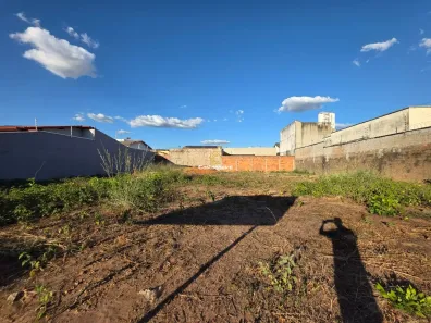 Lote/Terreno à venda, 720m² no Plano Diretor Sul, Palmas