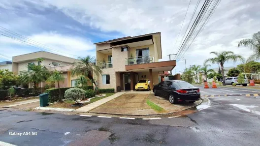 Casa com 3 Quartos à venda, 262m² no Flores, Manaus