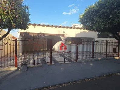 Casa com 3 Quartos para alugar, 212m² no Jardim Estrela, São José do Rio Preto