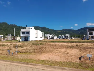 Lote/Terreno à venda, 150m² no Beira Rio, Biguaçu
