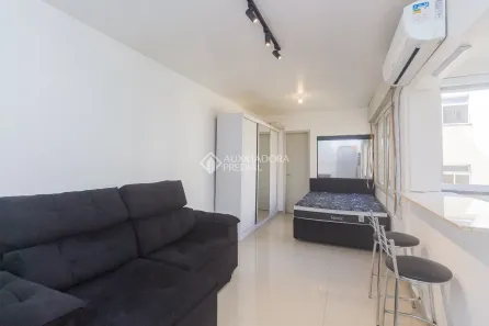 Kitnet com 1 Quarto para alugar, 44m² no Jardim Europa, Porto Alegre