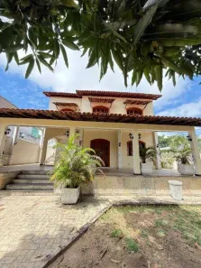 Casa de Condomínio com 4 Quartos à venda, 342m² no Aleixo, Manaus