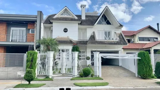 Sobrado com 5 Quartos à venda, 336m² no Marechal Rondon, Canoas