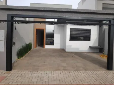 Casa com 3 Quartos para alugar, 90m² no Recanto Tropical, Cascavel