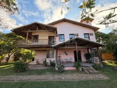 Casa com 4 Quartos à venda, 450m² no Manguinhos, Serra