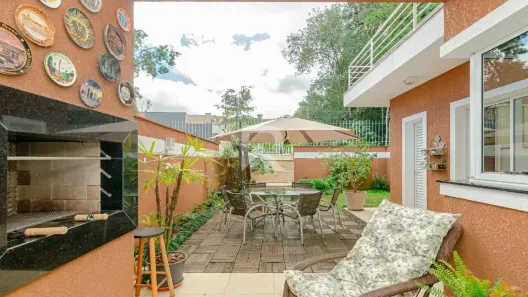 Casa com 3 Quartos à venda, 165m² no Bom Retiro, Curitiba